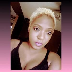 Meet your Posher, Kiki